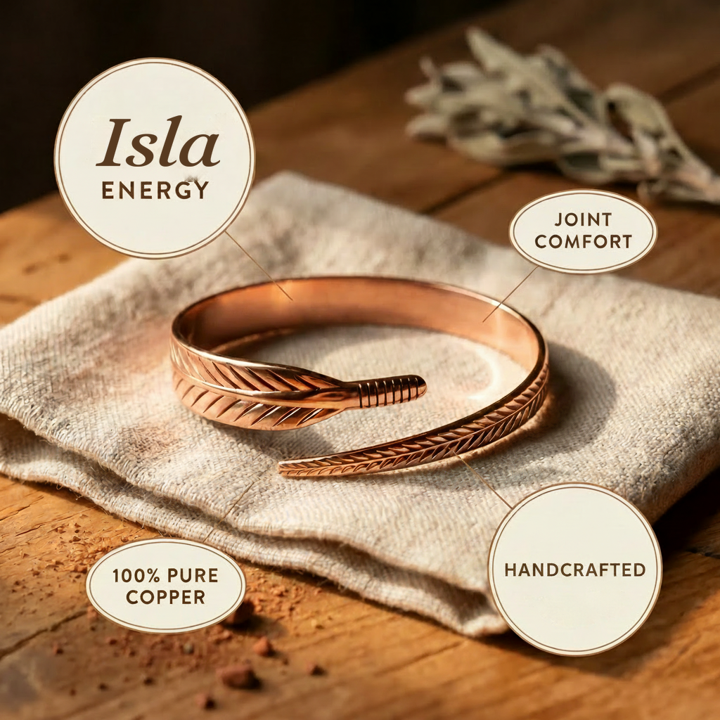 Isla | Engraved Feather Copper Cuff