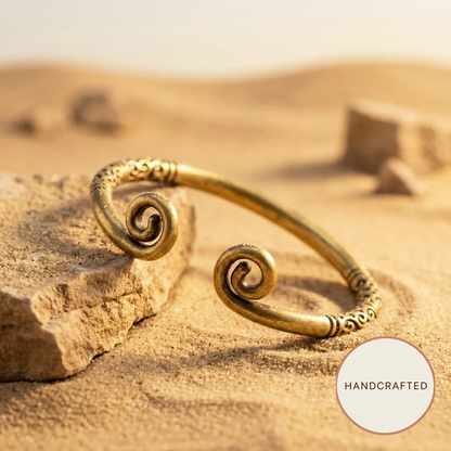Theo | Spiral-End Copper Cuff