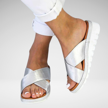 CloudWalk™  The Trendsetting Ortho-Sandals