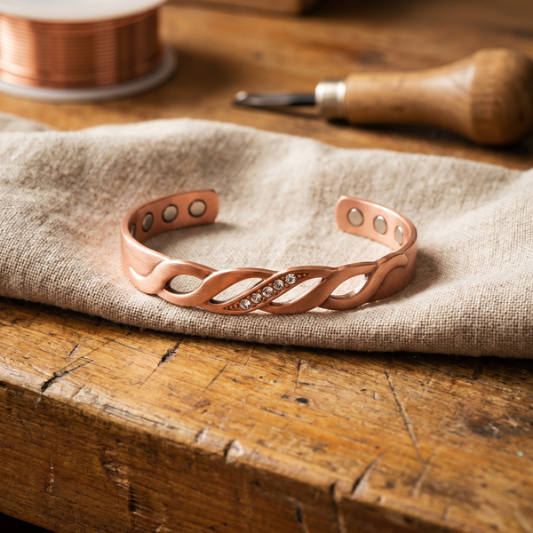 Elise | Twisted Copper Bracelet with Stones