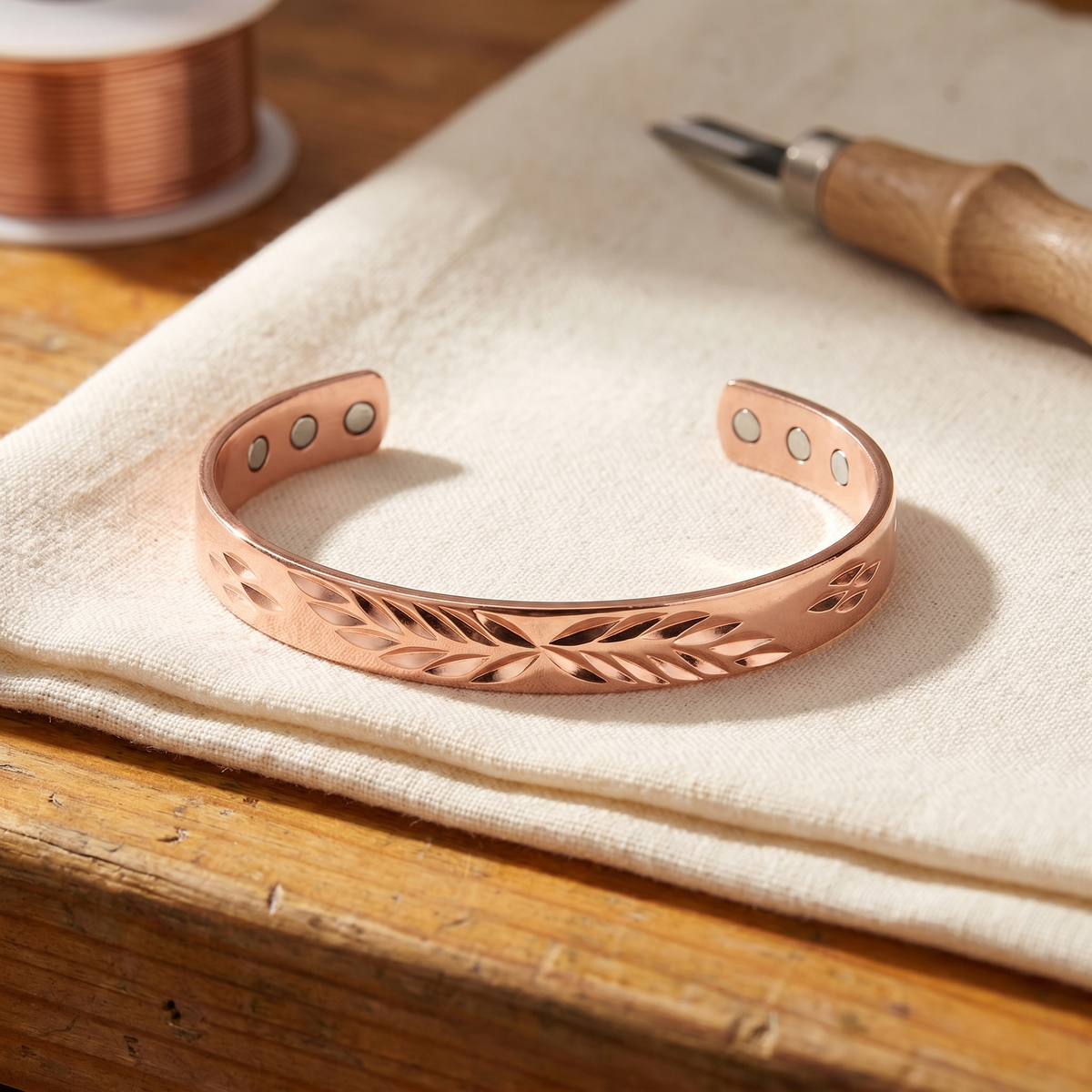 Clara | Leaf Cut-Out Copper Cuff